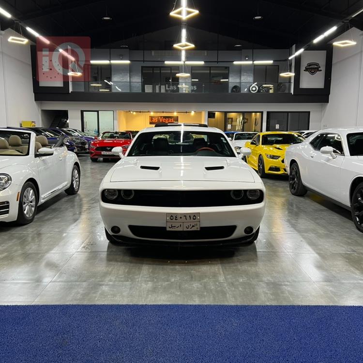 Dodge Challenger